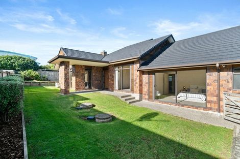 Photo of property in 49 Intrepid Crescent, Beachlands, Auckland, 2018