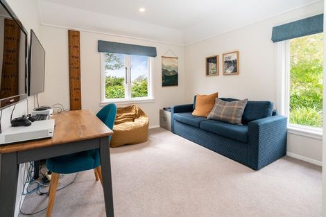 Photo of property in 110 Karori Road, Karori, Wellington, 6012