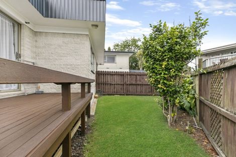 Photo of property in 2/79 Clark Road, Pahurehure, Papakura, 2113