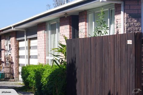 Photo of property in 33 Colwyn Street, Bryndwr, Christchurch, 8053