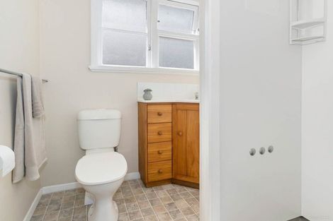 Photo of property in 9 Lambeth Road, Mount Eden, Auckland, 1041