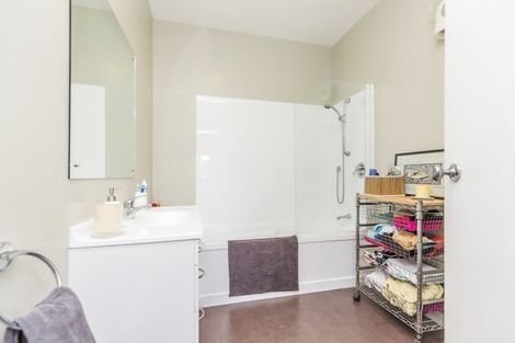 Photo of property in 9 Coolidge Street, Brooklyn, Wellington, 6021