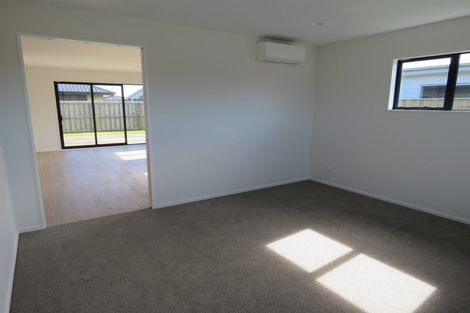 Photo of property in 5 Cress Street, Halswell, Christchurch, 8025