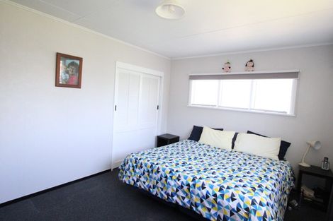 Photo of property in 12 Sedcole Street, Pahiatua, 4910