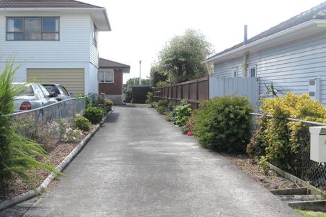 Photo of property in 2/8 Mangarata Avenue, Papatoetoe, Auckland, 2025