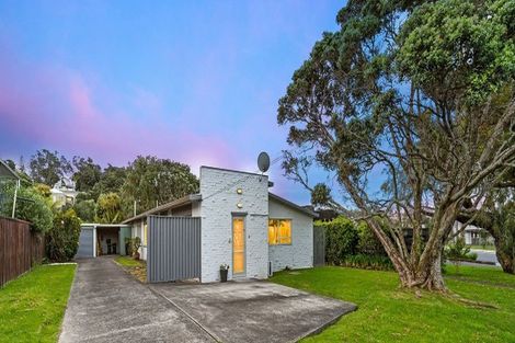 Photo of property in 1/15 Omana Road, Milford, Auckland, 0620