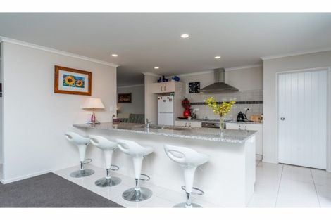 Photo of property in 17 Kedge Drive, Mangawhai, 0505