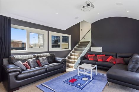 Photo of property in 3/19 Oceanbeach Road, Mount Maunganui, 3116