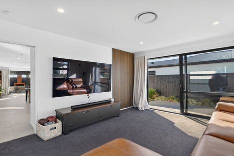 Photo of property in 5 Kearns Drive, Halswell, Christchurch, 8025