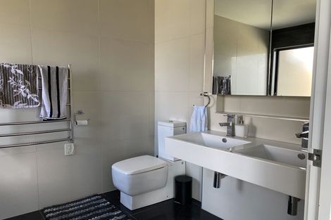 Photo of property in 49b Dart Place, Fernhill, Queenstown, 9300