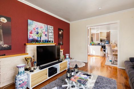 Photo of property in 30 Minifie Avenue, Melville, Hamilton, 3206