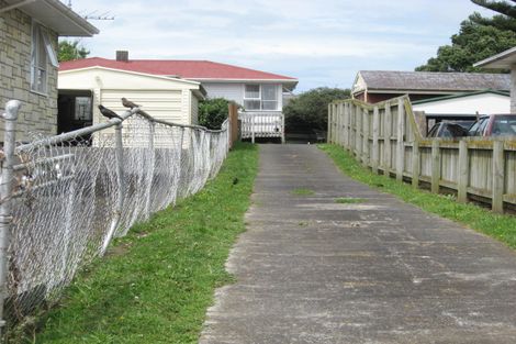 Photo of property in 33 Ashgrove Road, Mangere, Auckland, 2022
