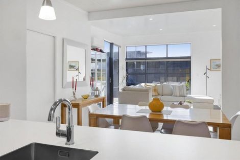 Photo of property in 70a Argyle Street, Hawera, 4610