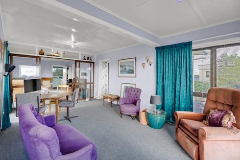 Photo of property in 27 Fitzroy Road, Fitzroy, New Plymouth, 4312