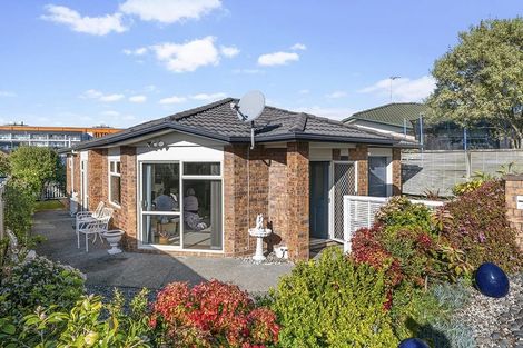 Photo of property in 77 Elan Place, Stanmore Bay, Whangaparaoa, 0932