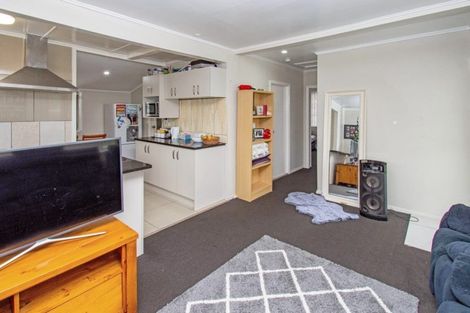 Photo of property in 1/8 Cornwall Road, Mangere, Auckland, 2022