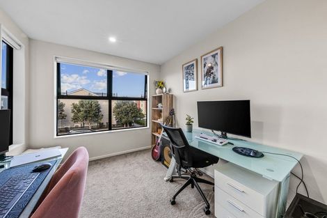 Photo of property in 42 Glidepath Road, Hobsonville, Auckland, 0616