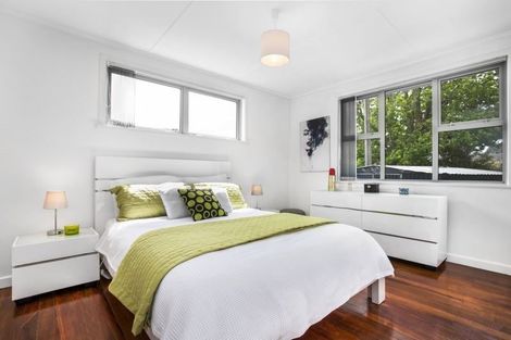 Photo of property in 1/331 Royal Road, Massey, Auckland, 0614