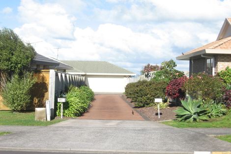 Photo of property in 50 Rathmar Drive, Manurewa, Auckland, 2105