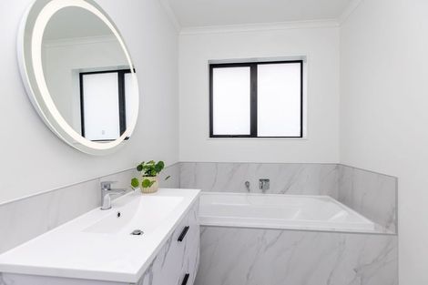 Photo of property in 6/17 North Ridge Drive, Rototuna North, Hamilton, 3281