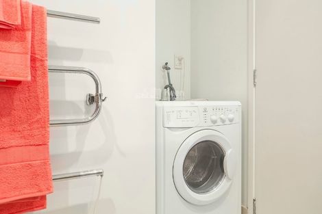 Photo of property in The Docks Apartments, 101/2 Dockside Lane, Auckland Central, Auckland, 1010