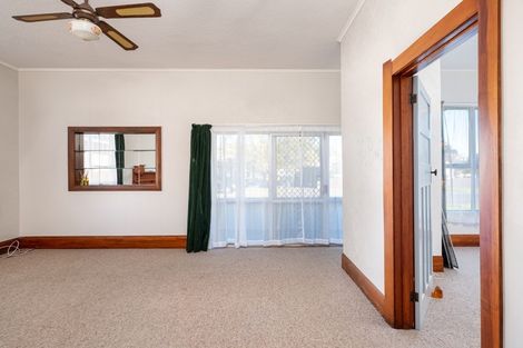 Photo of property in 247 Kahutia Street, Gisborne, 4010