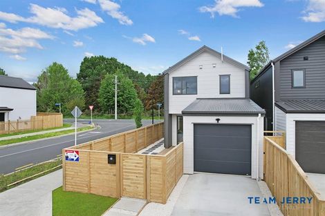 Photo of property in 12 Corporal Street, Papakura, 2110