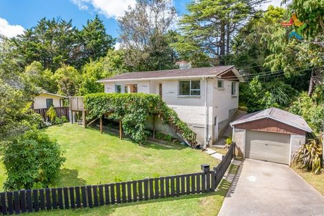 Photo of property in 1a Wyndham Road, Pinehaven, Upper Hutt, 5019