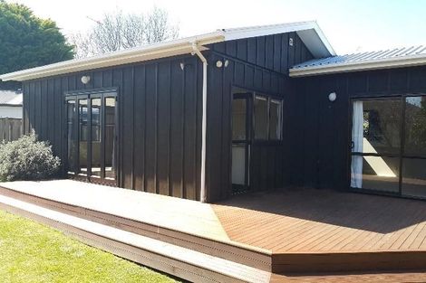 Photo of property in 2/24 Rainbow Drive, Rainbow Point, Taupo, 3330