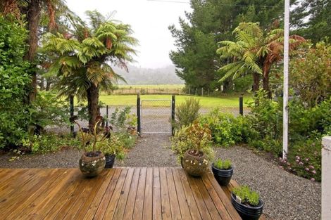 Photo of property in 8 Gladstone Street, Seddonville, Westport, 7891