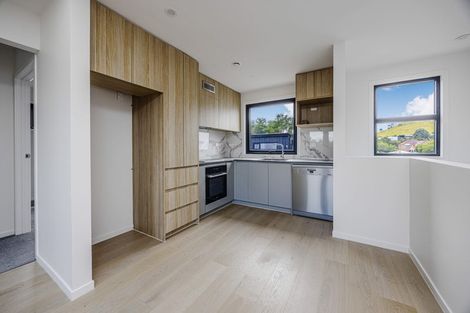 Photo of property in 10 Kaaramuramu Lane, Mangere Bridge, Auckland, 2022