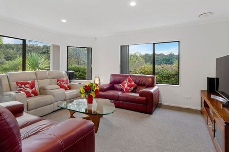 Photo of property in 22 Helen Ryburn Place, Torbay, Auckland, 0630