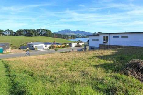 Photo of property in 30 Robertson Street, Raglan, 3225