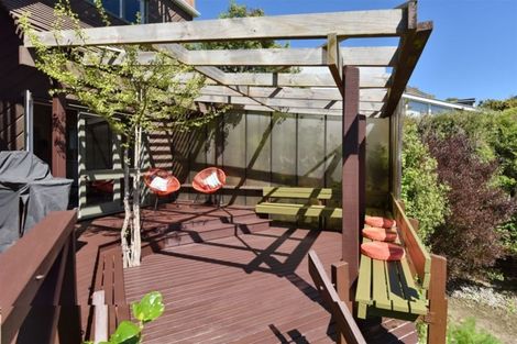 Photo of property in 241 Cannon Hill Crescent, Mount Pleasant, Christchurch, 8081