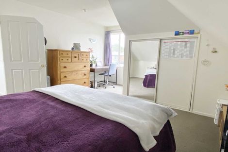 Photo of property in 2/37 Avonhead Road, Avonhead, Christchurch, 8042