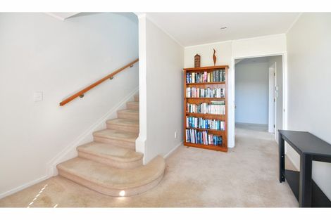 Photo of property in 81 Vipond Road, Stanmore Bay, Whangaparaoa, 0932