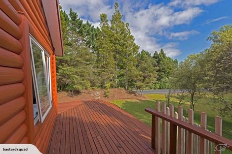 Photo of property in 329 Taiapa Road, Muriwai, Waimauku, 0881