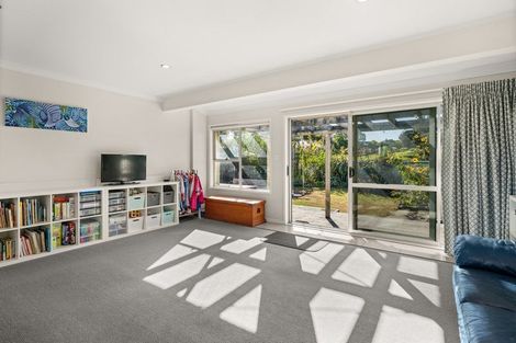 Photo of property in 16 Alpha Avenue, Coastlands, Whakatane, 3120