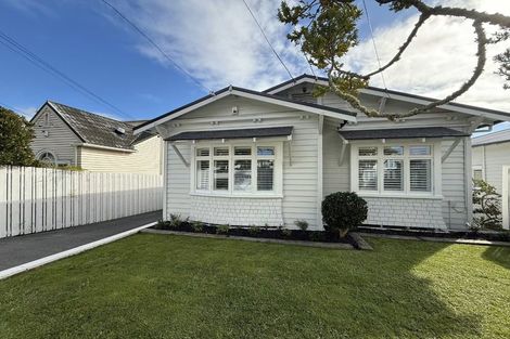 Photo of property in 8 Cumberland Avenue, Westmere, Auckland, 1022