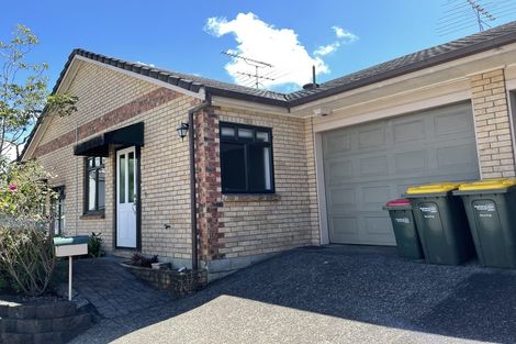 Photo of property in 913/9 Fields Parade, Oteha, Auckland, 0632