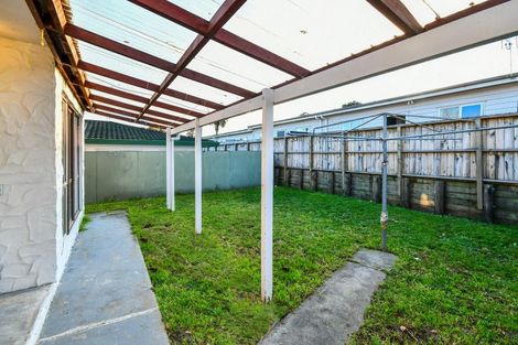 Photo of property in 3/16 Settlement Road, Papakura, 2110