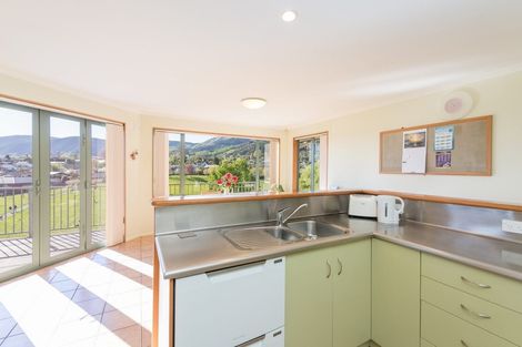 Photo of property in 52 Washbourn Drive, Richmond, 7020