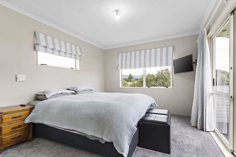 Photo of property in 56 Charles Street, Carterton, 5713