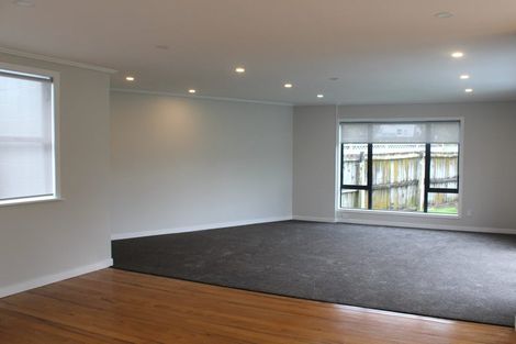Photo of property in 50 Kapuka Road, Mangere Bridge, Auckland, 2022
