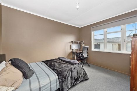 Photo of property in 57 Alfred Street, Fairfield, Hamilton, 3214