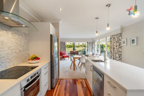 Photo of property in 27 Hinau Street, Woburn, Lower Hutt, 5010