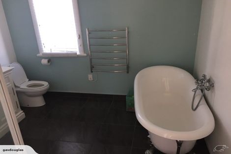 Photo of property in 102 Forest Lake Road, Forest Lake, Hamilton, 3200