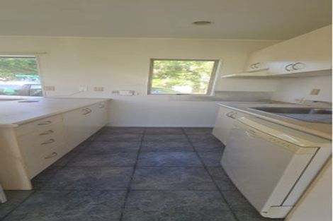 Photo of property in 19 Lockington Avenue, Henderson, Auckland, 0612