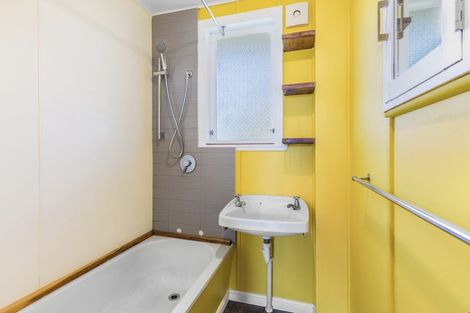 Photo of property in 67 Pikarere Street, Titahi Bay, Porirua, 5022