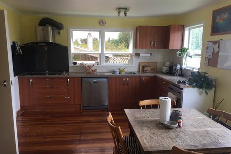 Photo of property in 38 Kelkirk Street, Kelston, Auckland, 0602